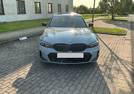 BMW 340 M340i xDrive Auto -