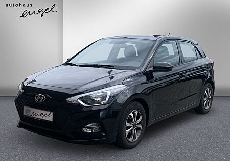 Hyundai i20 1.2 Trend, KLIMA,TEMPO,REGENSENSOR,BLUETOOTH