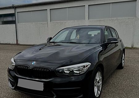 BMW 118 gebraucht kaufen BMW 118i 5Türer Baujahr 2018 Top Zustand