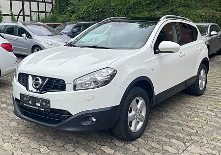 Nissan Qashqai 2.0 dCi Tekna 4X4 2. Hand TÜV 04.26 Pano