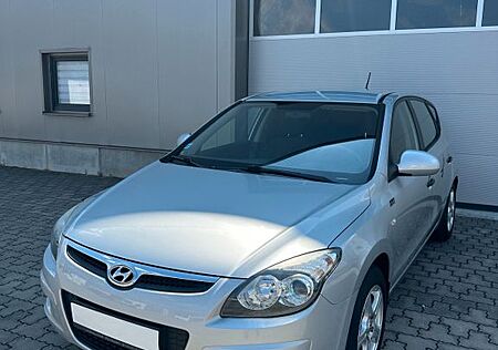 Hyundai i30 1.4 Sportiv *HU/AU NEU* AHK/KLIMA/ALU
