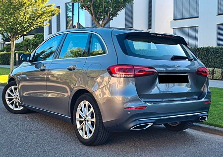 Mercedes-Benz B 200 d 4MATIC DCT -