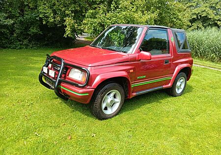 Suzuki Vitara 1.6 Deluxe