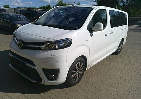 Toyota Pro Ace Proace Verso L2 Team Deutschland