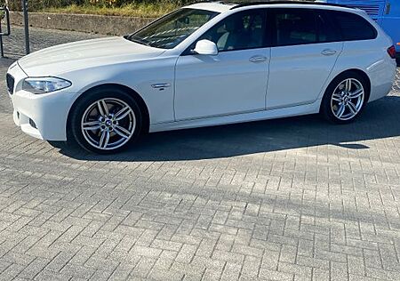 BMW 530d xDrive Touring - M Paket