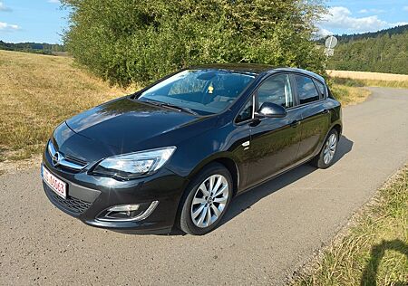 Opel Astra J Lim. 5-trg. Active Tüv/Au 06.2026 1.Hand