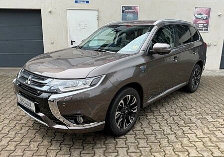 Mitsubishi Plug in Hybrid Outlander Outlander PHEV 4WD Top mit LED/360/NAVI/ACC