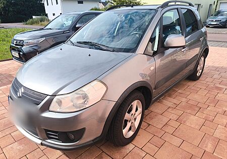 Suzuki SX4 S-Cross (SX4) S-Cross, und Satz Winterreifen