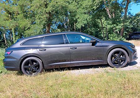 VW Arteon Volkswagen 2.0 TDI SCR DSG Elegance Shooting Bra...