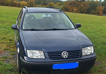 VW Bora Volkswagen 2.0 Basis Variant Basis