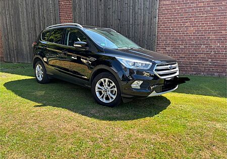 Ford Kuga 1,5 EcoBoost 2x4 110kW Titanium Titanium