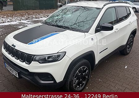 Jeep Compass Trailhawk Plug-In Hybrid 4WD