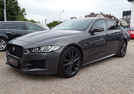 Jaguar XE R-Sport 20D*Navi*Kamera*19"*Bi-Xenon