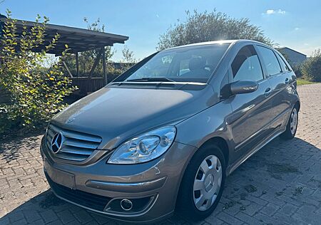 Mercedes-Benz B 200 B -Klasse