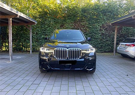 BMW X7 gebraucht kaufen BMW X7 xD40d- 360+ M Sport+ B&W+ Laser+ 22+ HUD