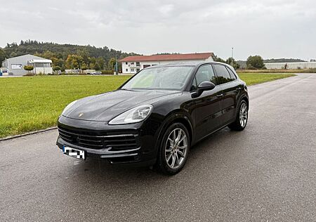Porsche Cayenne 3.0 | 21" | LUFT | ACC | AHK | PANO usw.