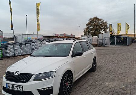 Skoda Octavia 2.0 TDI DSG 4x4 RS Combi RS