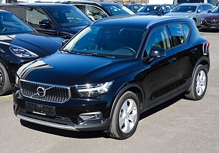 Volvo XC 40 XC40 Momentum Pro AWD*AHK*KAM*LEDER*LED*NAV*WIPA
