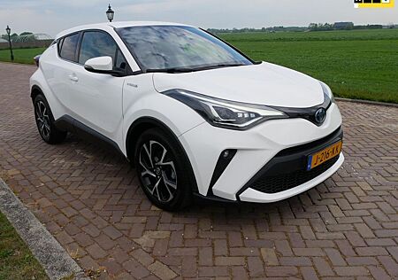 Toyota C-HR 2.0 Hybrid Business Plus NAVI klima kamera