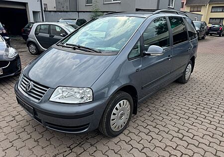 VW Sharan Volkswagen 2.0TDI Highline "7.Sitzer/Klimatronic"