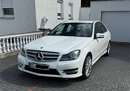 Mercedes-Benz 200