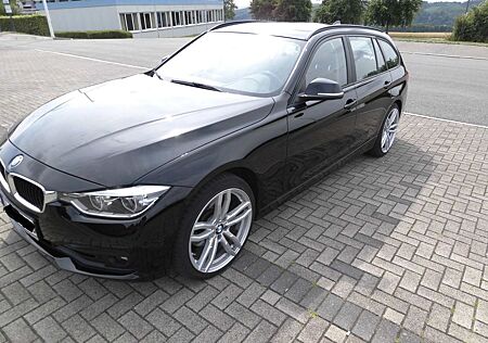 BMW 320d Touring Advantage Advantage