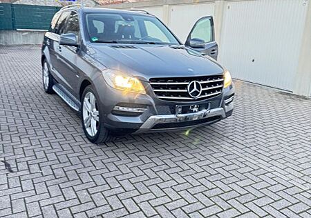Mercedes-Benz ML 350 BlueTEC 4MATIC -