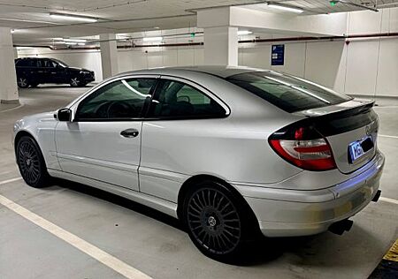 Mercedes-Benz 320 C320 Sportcoupe