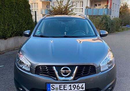 Nissan Qashqai+2 Qashqai+2 - 7 Sitzer / 2-Hand / Benzin