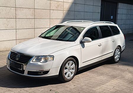 VW Passat Variant Volkswagen 2.0 TDI DPF DSG Sportline Var...