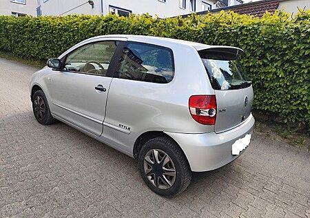 VW Fox Volkswagen 1.2 Style- TÜV/AU NEU Bis 4/2027