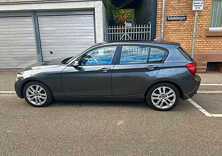 BMW 118i -