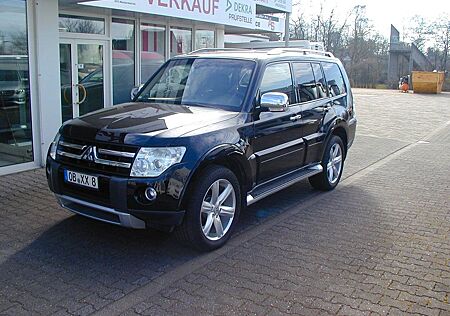 Mitsubishi Pajero 3,2 DI-D Edition 25 Leder 20 Zoll Navi