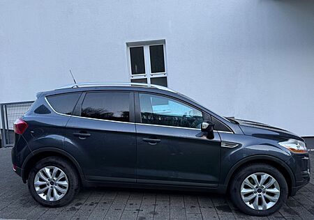 Ford Kuga 2,0 TDCi 4x4 Titanium 94 Tkm. Navi