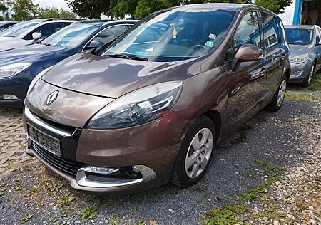 Renault Scenic Bose Edition dCi 110