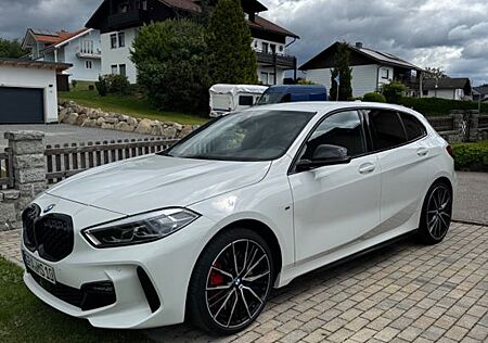 BMW 120i M Sport Steptronic M Sport