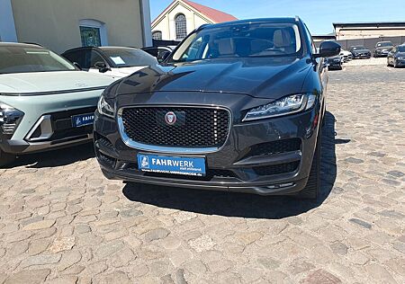Jaguar F-Pace Prestige AWD AHK Paket Winter LED