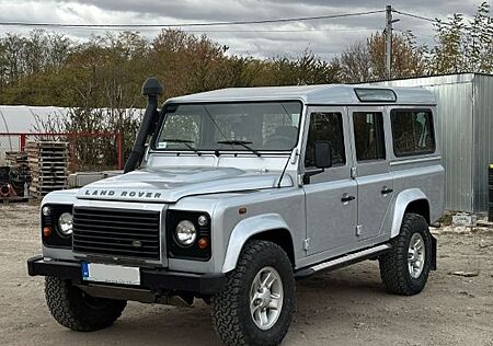 Land Rover Defender 110 TD4 Station Wagon E E