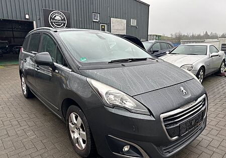 Peugeot 5008 Style LPG GASANLAGE NAVIGATION 7 SITZER