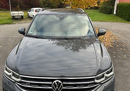 VW Tiguan Volkswagen 2.0 TDI DSG 147kW 4MOTION R-Line