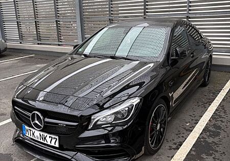 Mercedes-Benz CLA 220