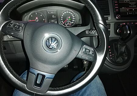 VW T5 Caravelle Volkswagen Top-Ausstattung Tüv Neu