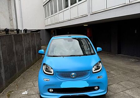 Smart ForTwo cabrio 0.9 66kW BRABUS edition twinam...