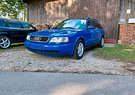 Audi A6 C4 2.8 Avant Quattro 142kW