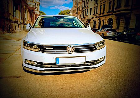VW Passat Variant Volkswagen HIGHLINE 2.0 TDI Standheizung