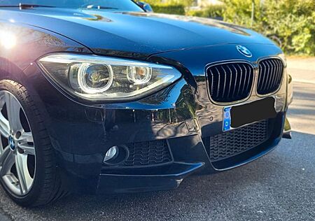 BMW 120d /M-Paket/AHK/Automatik/Schiebedach