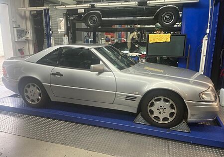 Mercedes-Benz SL 500 - echter Oldtimer zum Superpreis !