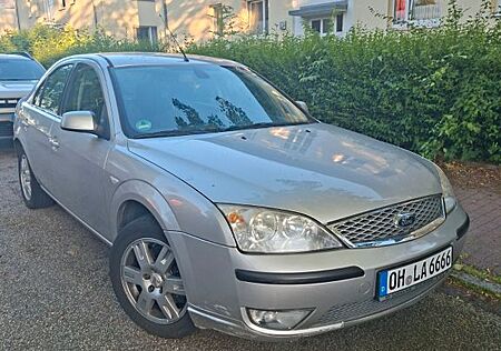 Ford Mondeo TÜV Neu