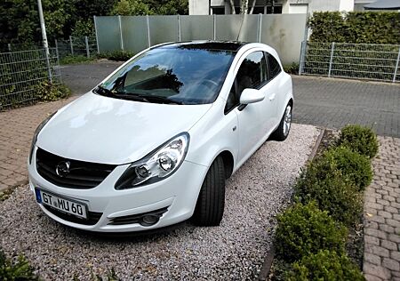 Opel Corsa 1.4 Twinport ECOTEC Color Edition Colo...