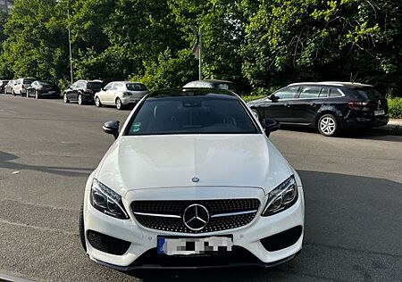 Mercedes-Benz C 300 Coupé Amg Paket